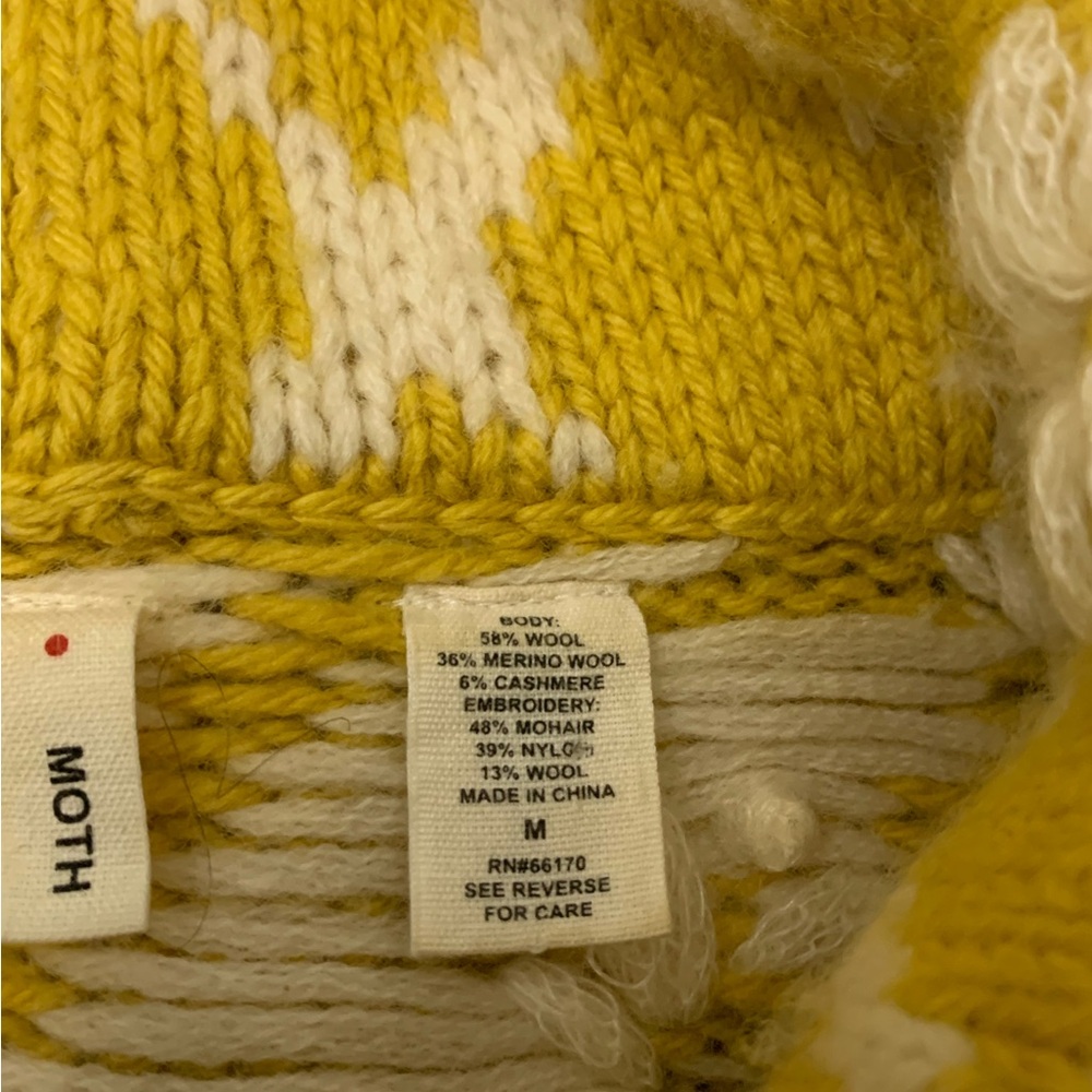 Yellow And White Patterned Jacket - image 3